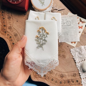 Hand Embroidery, Wildflower Handkerchiefs, Embroidered Accessory, Personalized Wedding Handkerchief, Birth Flower Gift, Embroidered Lace