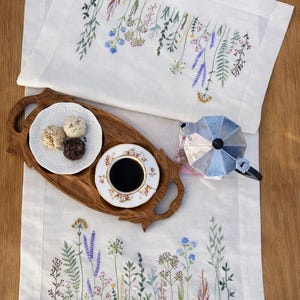 Hand Embroidered Wildflowers Linen Spring Table Runner, Cottagecore Farmhouse Decor
