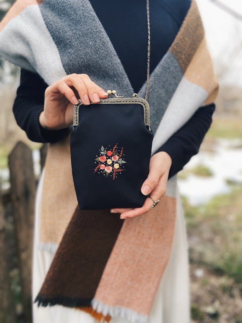 Orange flower embroidered shoulder bag, Gatden flower gift, Unique gift idea, Handmade bag, Gift for her friend, image 2