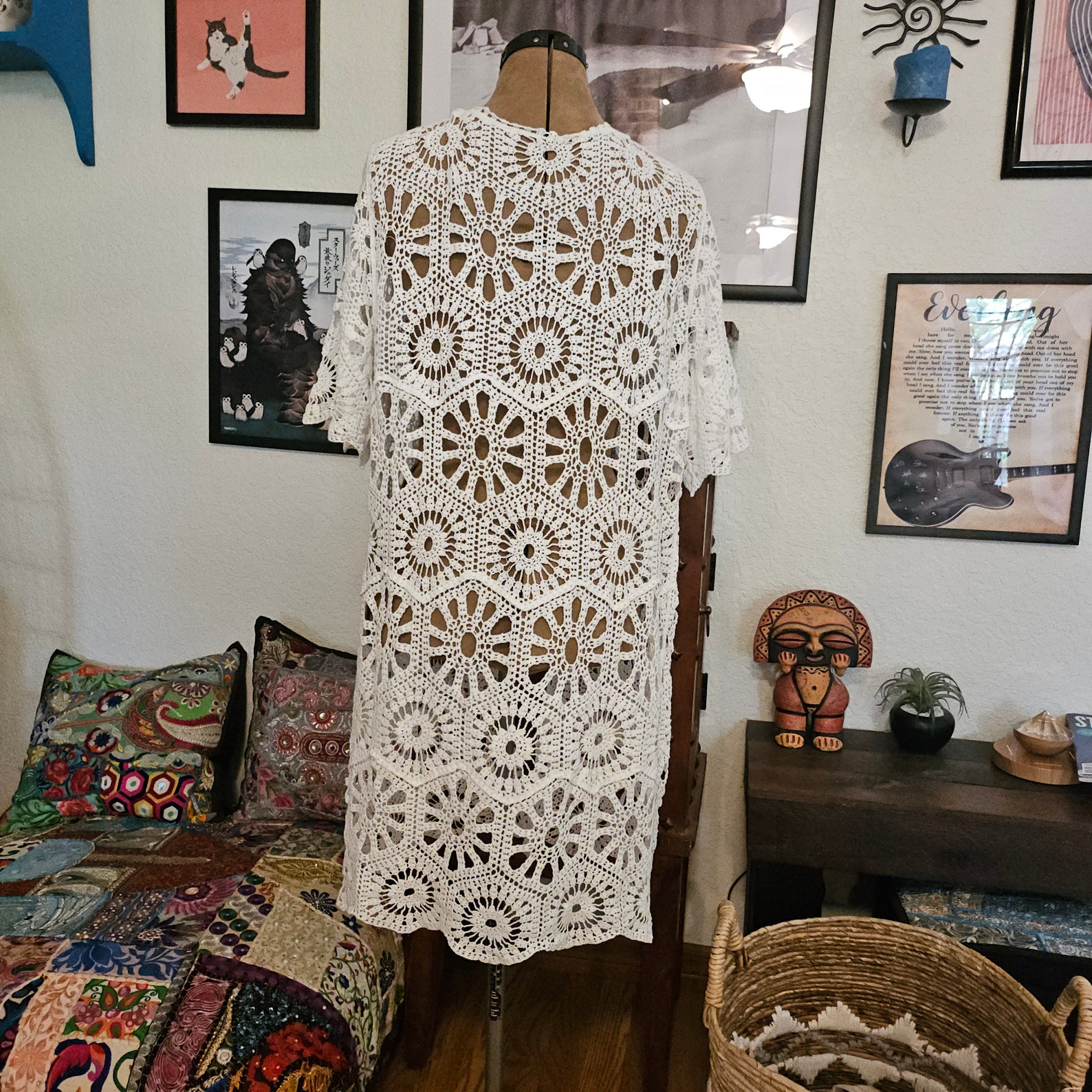 WHITE CROCHET TASSEL COVERUP