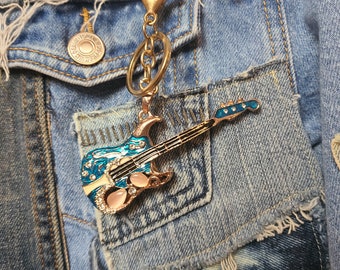 Gold enamel rhinestone Guitar Keychain