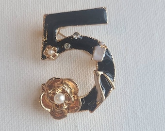 Designer Brooch Gold and Black enamal# 5 Brooch Pin Fashion Jewelry