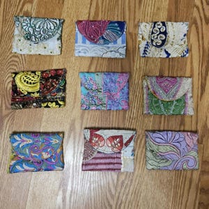 Beau portefeuille brodé bohème 3,5 x 5 pouces Convient aux cartes de crédit et aux espèces