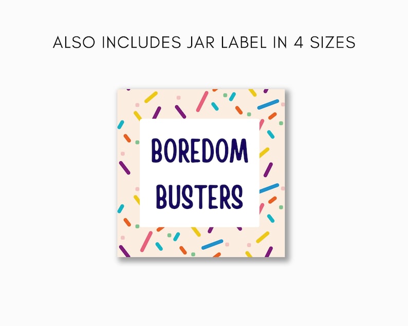 K&ouml;nnte beinhalten: Ein wei&szlig;es quadratisches Etikett mit einem bunten Konfettirand. Das Etikett lautet "Boredom Busters" in marineblauem Text.
