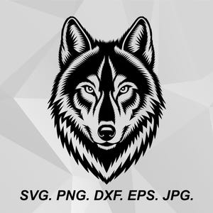 Könnte beinhalten: Eine schwarz-weiße grafische Illustration eines Wolfskopfes in Frontalansicht mit scharfen, stilisierten Fell-Details und spitzen Ohren. Unter dem Wolfskopf steht der Text SVG. PNG. DXF. EPS. JPG. in einer fetten, schwarzen serifenlosen Schrift.