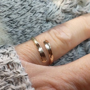 Hammered Gold Ring, Thumb Ring, 14K Gold Ring, Coil Ring, Adjustable Wraparound Ring, Bypass Ring, Gift For Him, Her, Them, Boho, Edgy Ring
