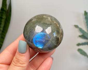 Labradorite Mini Bowl (G) | Labradorite Trinket Dish | Sparkly Lab Crystal Bowl | 54g