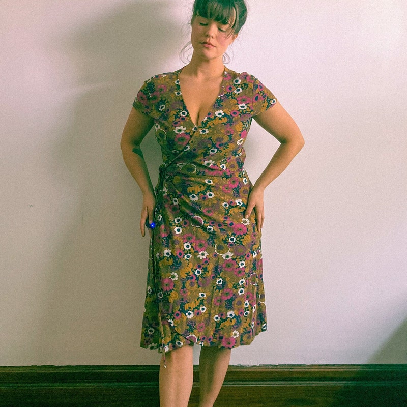LONG WRAP DRESS WITH FRILL SWINGING SIXTIES main image 1