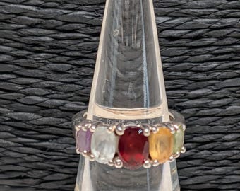 Anillo vintage de plata de ley con varias piedras, talla 4