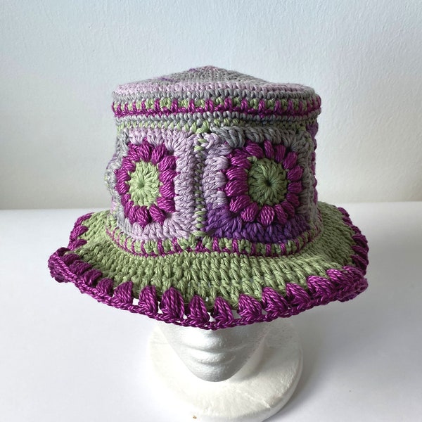 chapeau seau au crochet violet vert gris style bohème, coton, fait main