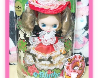 Petite Blythe Toys R Us April Waltz 4" Mini Fashion Doll Hasbro Japan Vtg