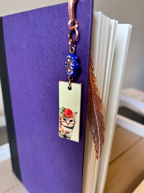Acrylic Cat Kitten / Gold Feather Bookmark