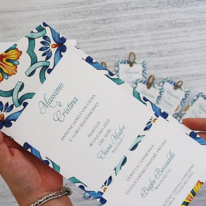 PARTECIPAZIONE12 MATRIMONIO MAIOLICA - elegante, trasparenze, segnaposto, libretto messa, bigliettini, ceralacca, busta, coordinato