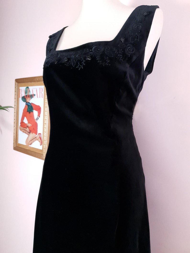 1990S Vintage Laura Ashley Black Velvet Embroidered Dress Size 12/14 image 3