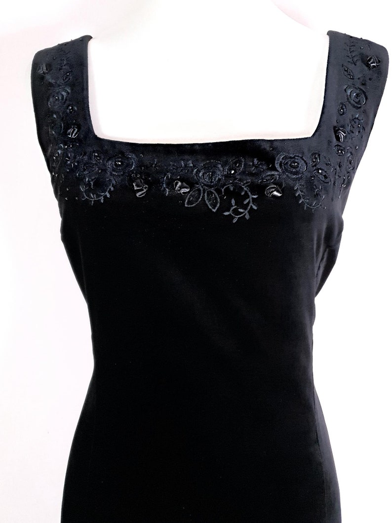 1990S Vintage Laura Ashley Black Velvet Embroidered Dress Size 12/14 image 4