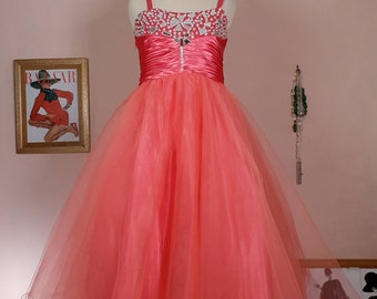 Vintage Peach Satin Tulle Party Dress Ball Gown Y2K Prom Fit & Flare Size 8