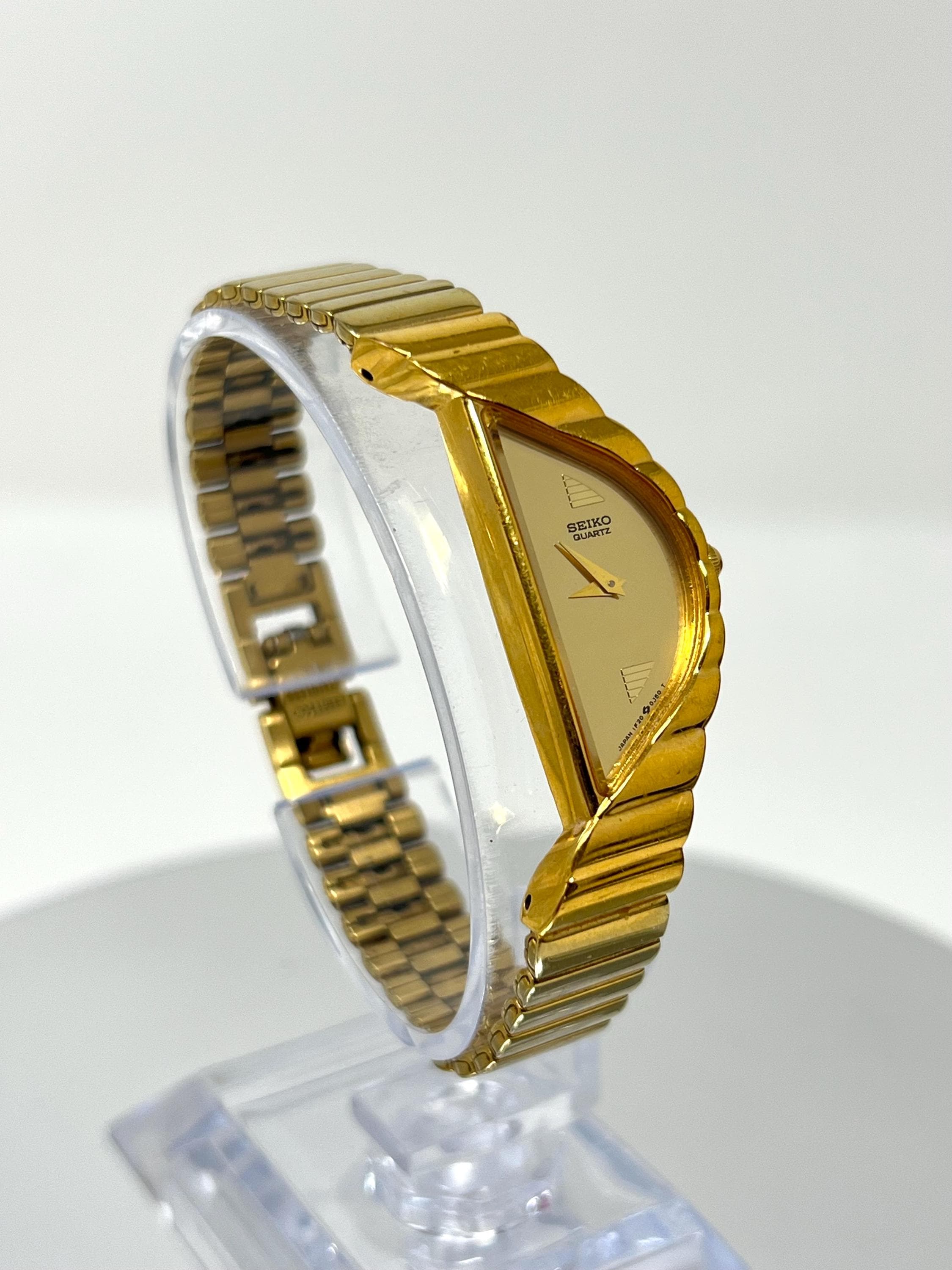 希少✨SEIKO セイコー ゴールド ハーフムーン レディース 腕時計 リボリ Vintage Seiko Rivoli Gold Tone Half Moon Elegant Asymmetric Ladies