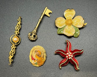 Vintage 5 Pieces Brooch Pin Lot~Monet/1928/Hallmark~ Goldtone/ Enamel Flower Starfish