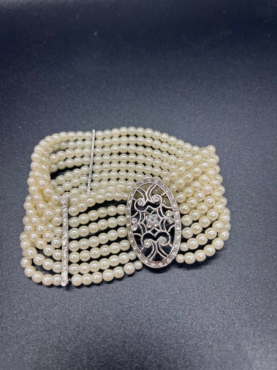 Vintage Faux Pearl Muti-strand Bracelet
