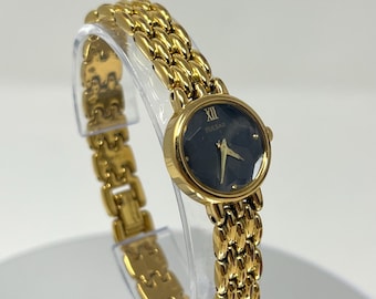 Oscar De La Renta Watch, Chunky Gold Link Bracelet, Green  display picture 2