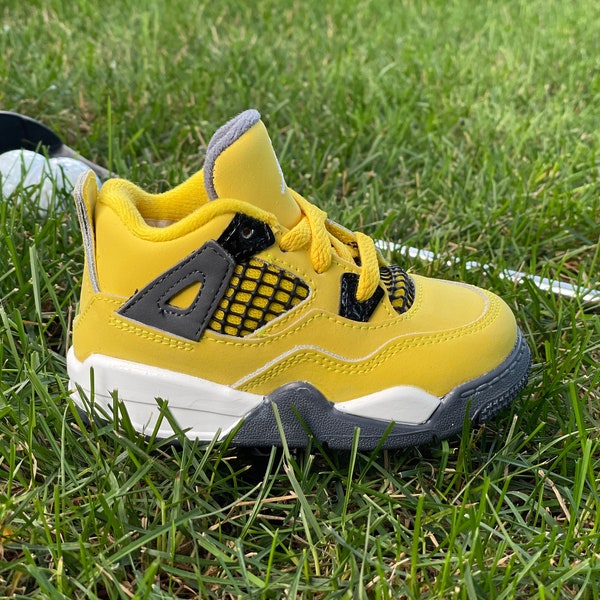 Jordan 4 Lightning Yellow Putter Cover — Sneaker Putter Cover — Air Jordan IV, Golf, 90s — Sneakerheads