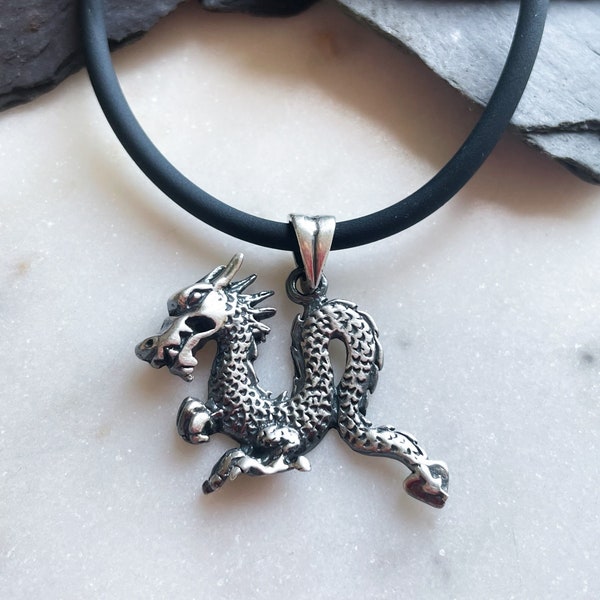 Dragon Gothic Necklace Handmade Silver Gamer cadeau Mythologique Pendentif Fantasy bijoux Chimère pour lui 925 argent sterling Game of Thrones