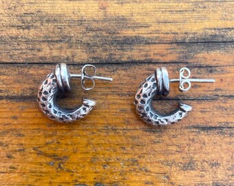 925 Sterling Silver Hammered Horn Stud Hoop Earrings