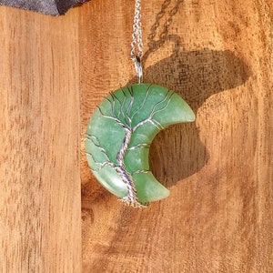 Aventurine moon necklace, Moon necklace, Crystal necklace, Aventurine necklace, Green aventurine necklace, Celestial necklace