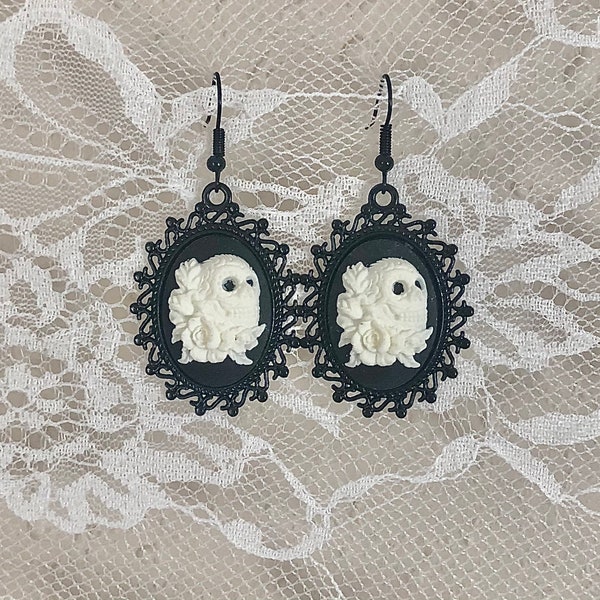 Floral Skull Cameo Earrings, Gothic Earrings, Vintage Style Earrings, Halloween Jewelry, Witch Jewelry, Spooky Jewelry, Handmade Earrings