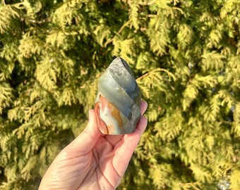 Natural polychrome jasper flame