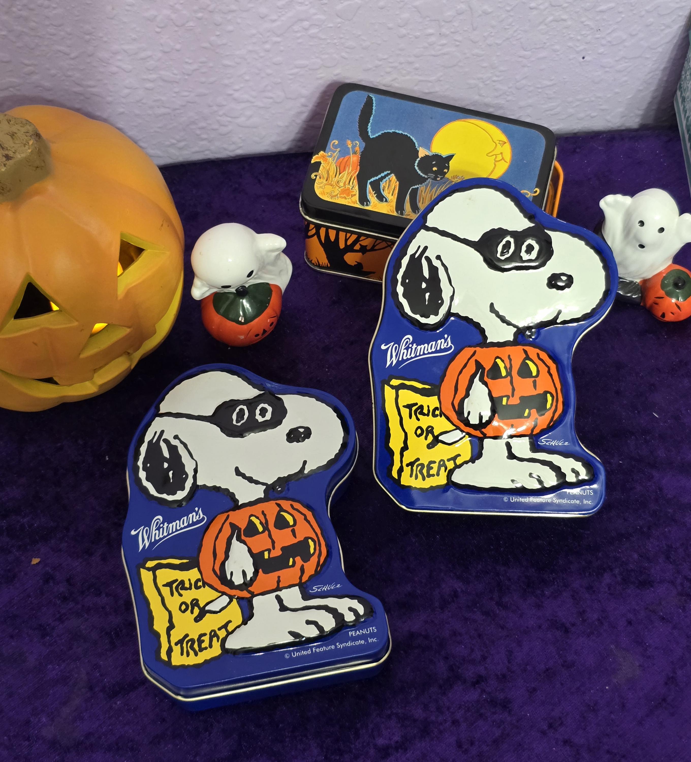 Whitman's Snoopy - Etsy