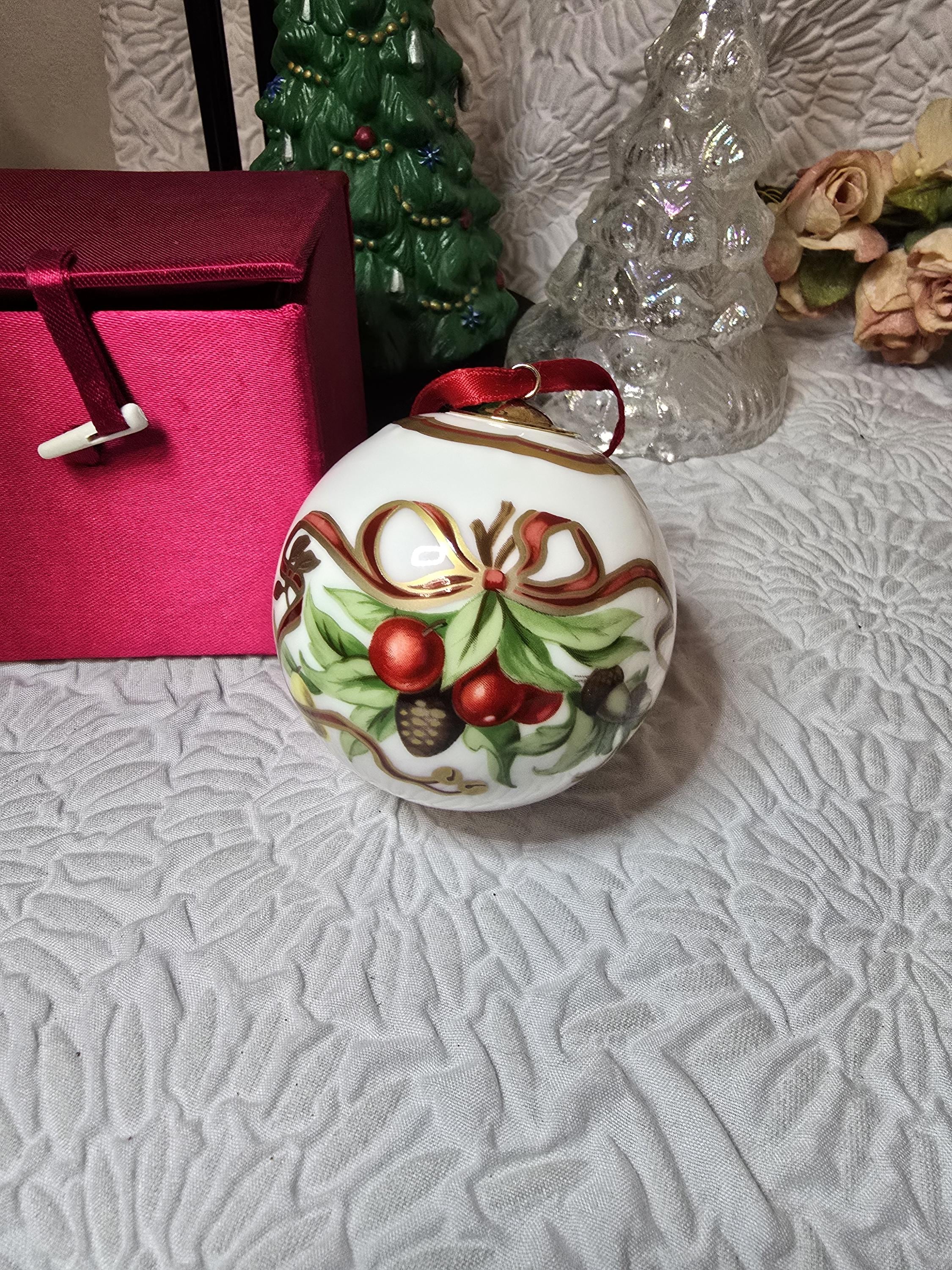 Tiffanys Holiday China - Etsy