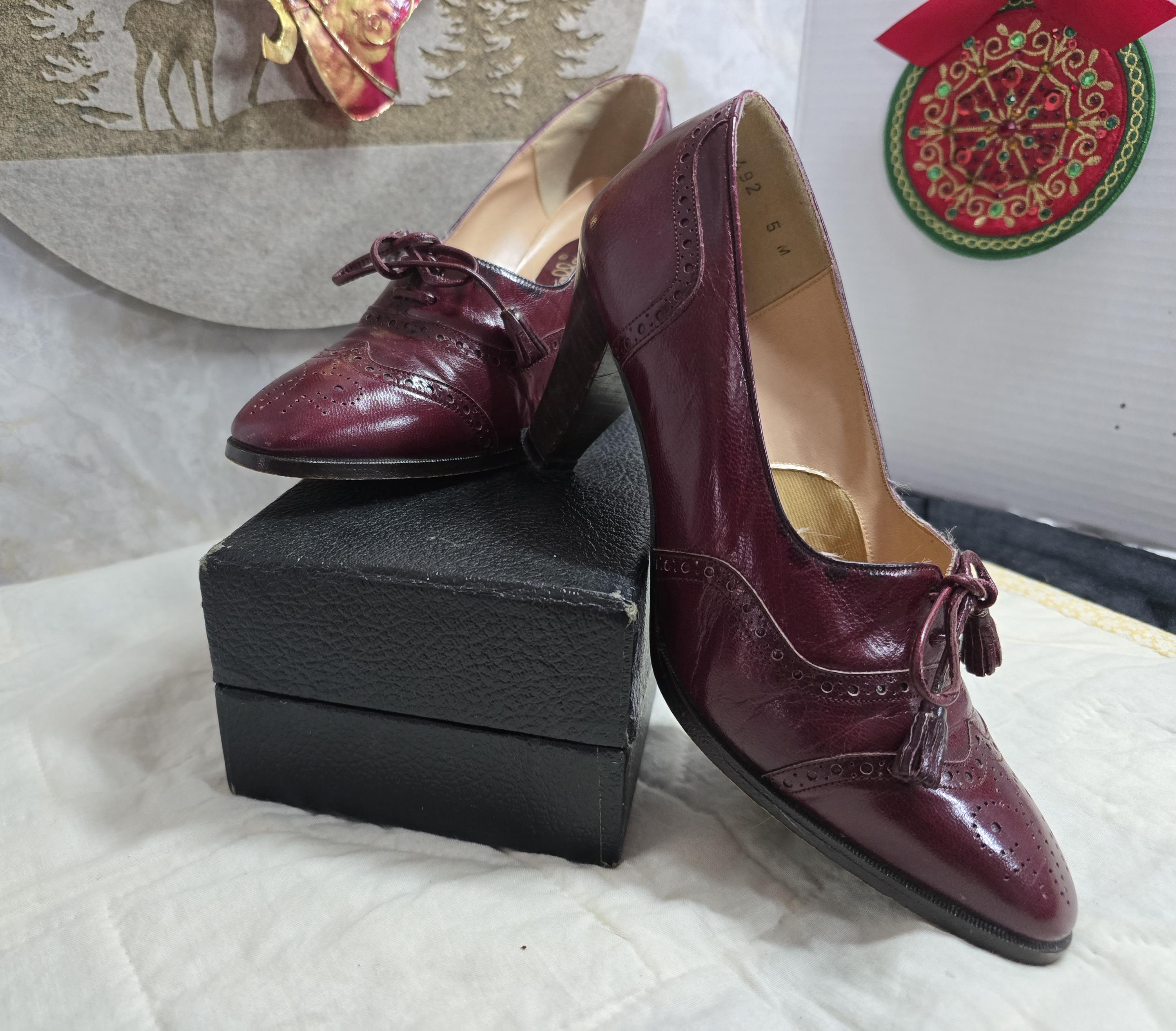 80s Vintage Stuart McGuire Oxblood/ Dark Burgundy Wingtip 