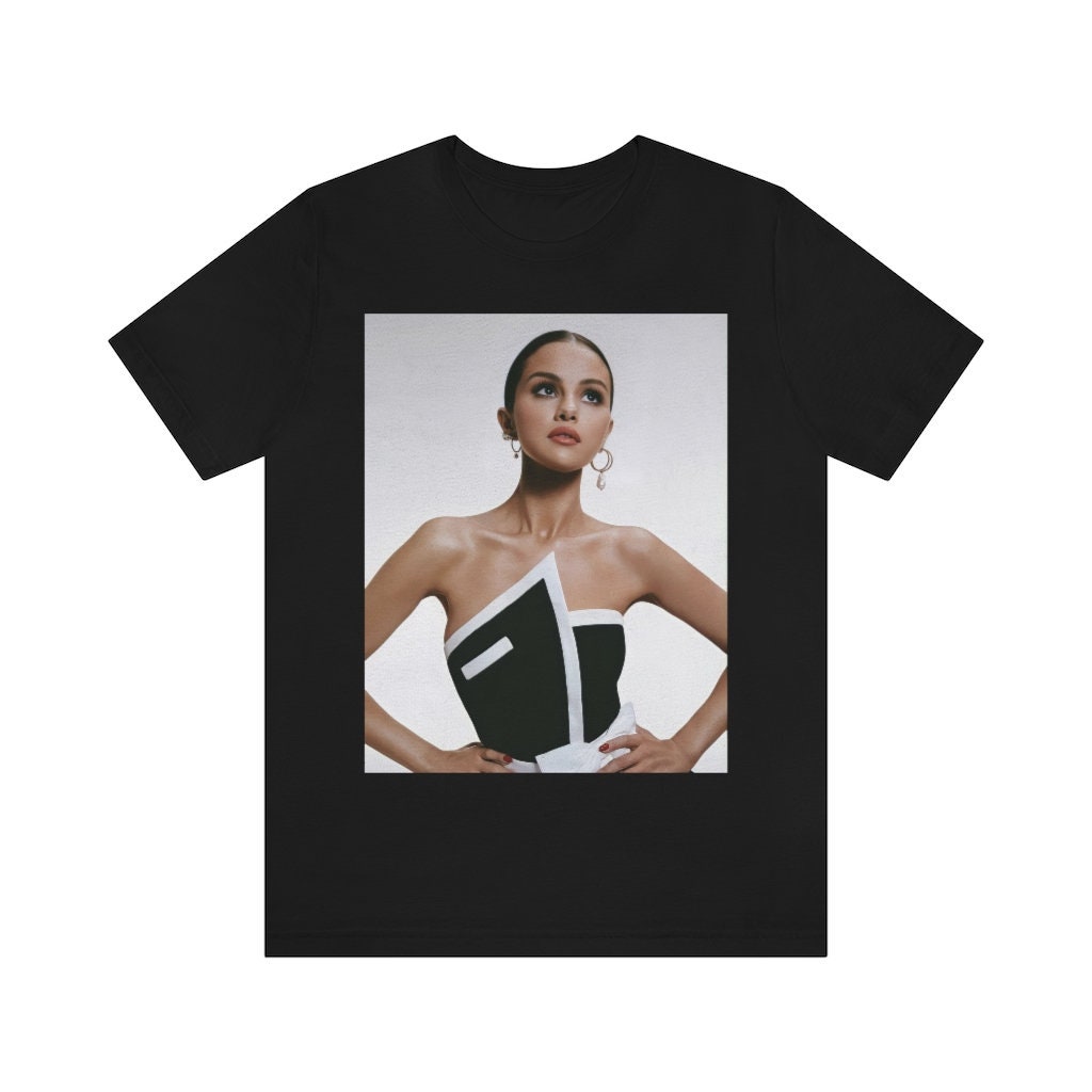 Discover Camiseta Selena Gomez Cantante Famosa Imagen Vintage para Hombre Mujer