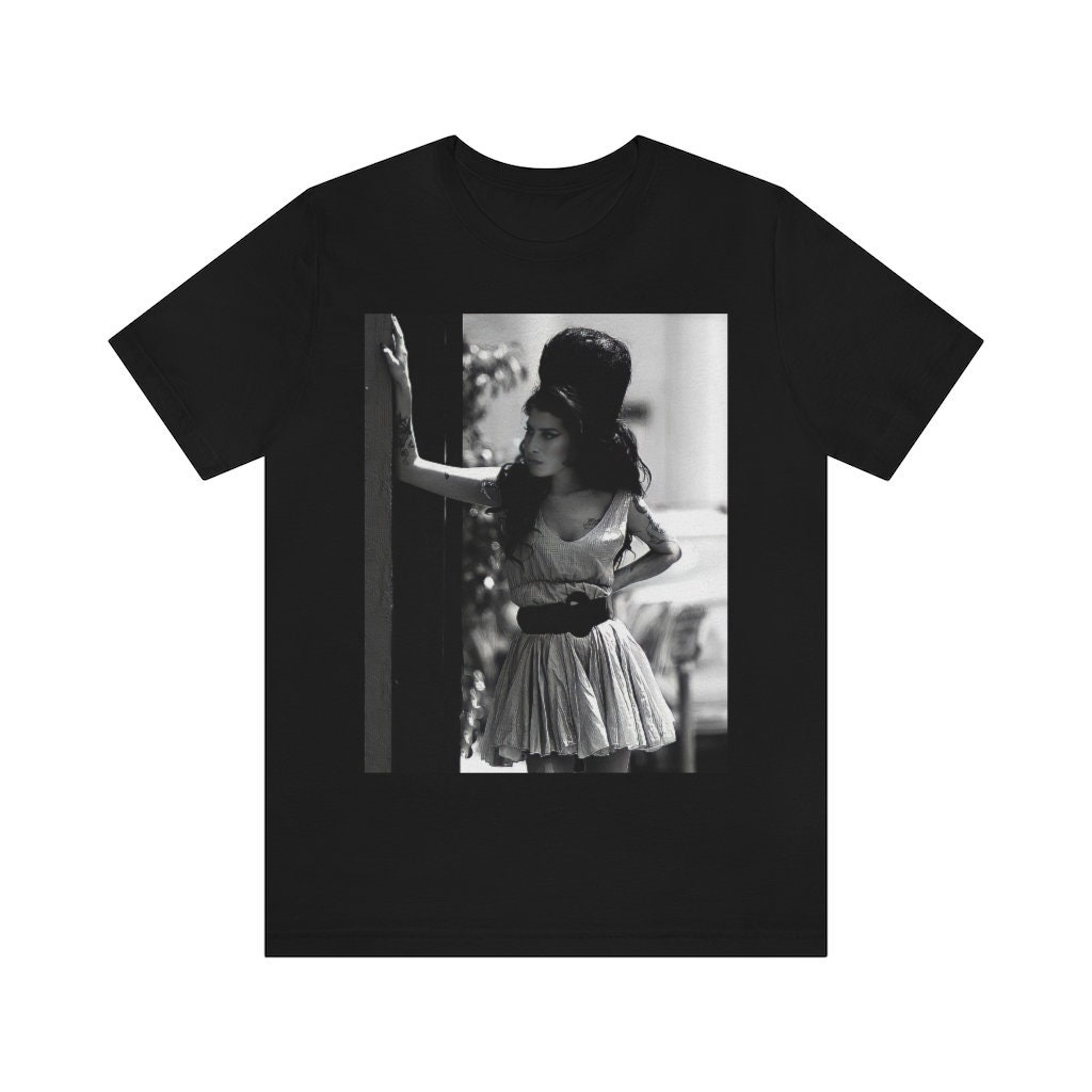 Discover Amy Winehouse T-Shirt, Amy Winehouse Rapper 90's Shirt