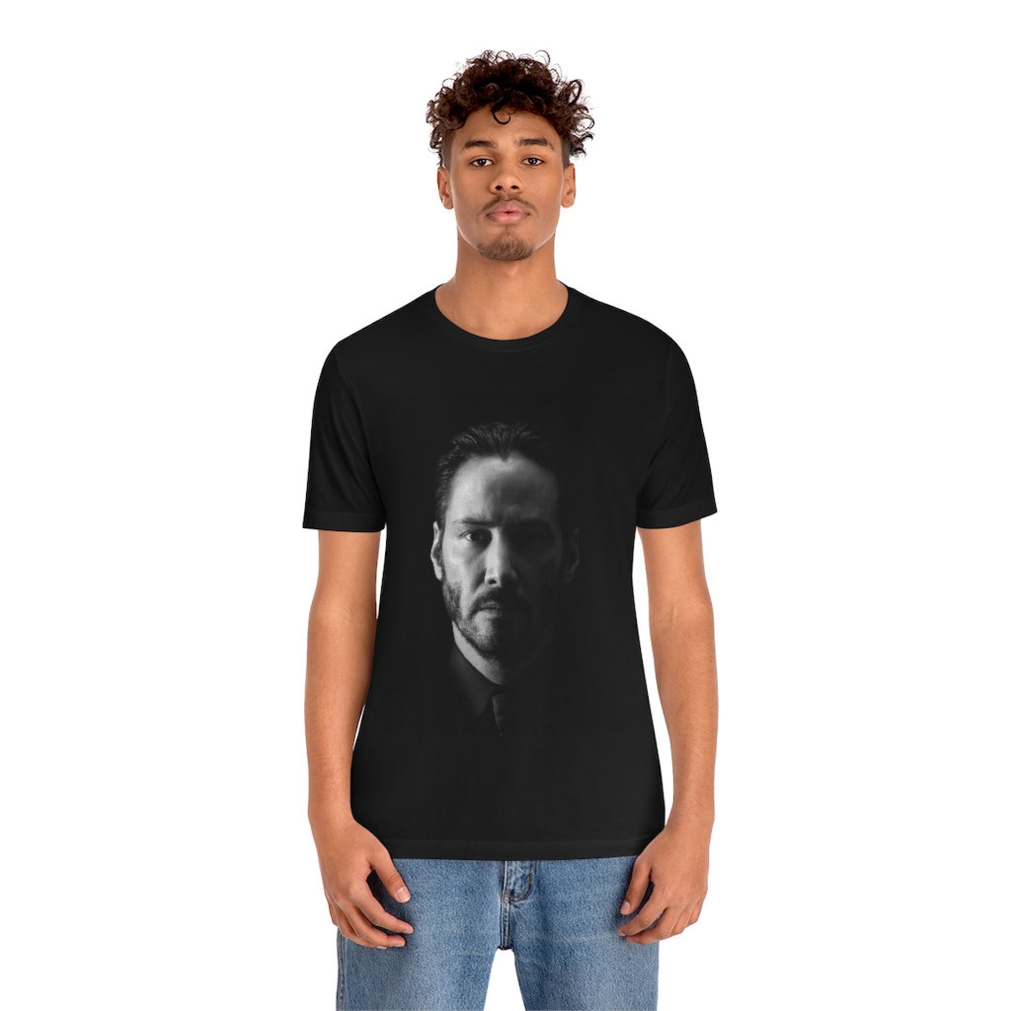 Keanu Reeves T-Shirt / Aesthetic Premium Unisex Crew Neck T-Shirt / Aesthetic Clothing / Birthday Gift / Minimalist Style Tee