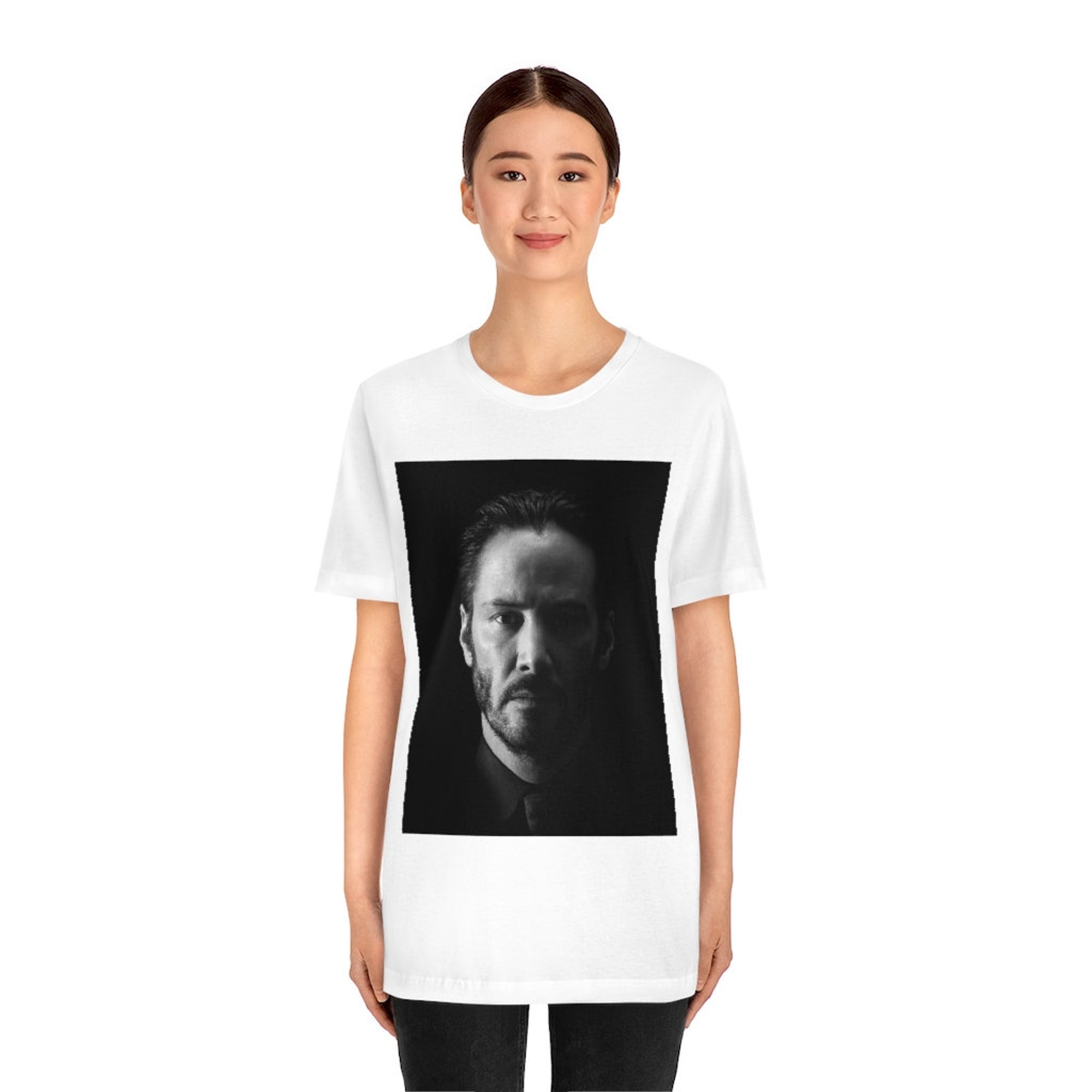 Keanu Reeves T-Shirt / Aesthetic Premium Unisex Crew Neck T-Shirt / Aesthetic Clothing / Birthday Gift / Minimalist Style Tee