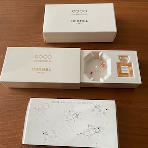 Coco Mademoiselle Chanel perfume music box set