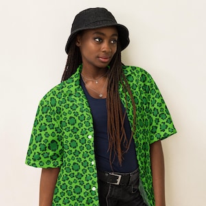 Cheetah Leopard Printed Button Down Shirt, Designer Festival Fashion All Over Print Shirt, Boho Hippie Y2K Shirt, Cheetah Lover, Unisex