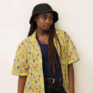 Tulip Flowers Button Down Shirt, Floral Designer Streetwear Shirt