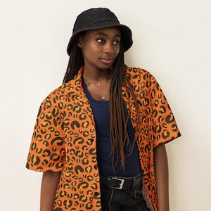 Cheetah Leopard Printed Button Down Shirt, Designer Festival Fashion All Over Print Shirt, Boho Hippie Y2K Shirt, Cheetah Lover, Unisex
