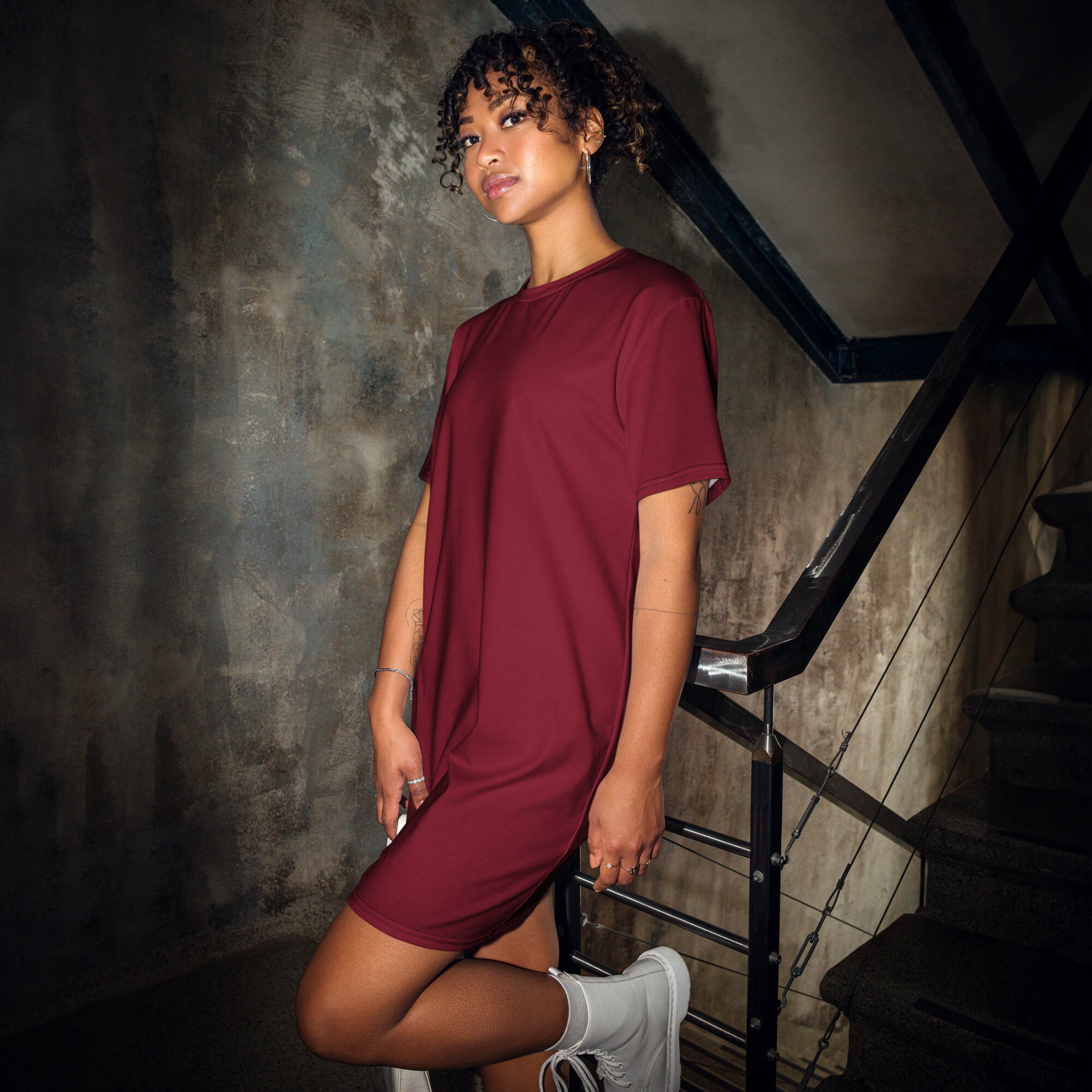 Solid Dark Burgundy Red T-shirt Dress for Women, Cute Aesthetic Fashion Shirt Dress, All over Print, Loungewear, Aloha Hawaiian Beach Dress