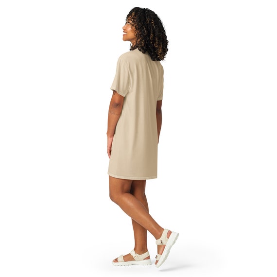 Solid Beige T-shirt Dress for Women, Cute Aesthetic Fashion Shirt Dress, All over Print Loungewear, Light Brown Aloha Hawaiian Beach Dress Solid Beige T-shirt Dress for Women, Cute Aesthetic Fashion Shirt Dress, All over Print Loungewear, Light Brown Aloha Hawaiian Beach Dress