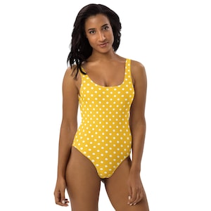 Yellow Polka Dots Printed Women&#39;s One Piece Swimsuit, Colorful All Over Print Dots Beach Swimsuit, Trending Summer Bathing Suit, Resort Wear