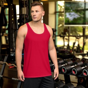 Solid Crimson Red Men&#39;s Tank Top, Gym Workout Fitness Sleeveless Tank Top Shirt, Bodybuilding Training Tank, Summer Top, Boyfriend Gifts