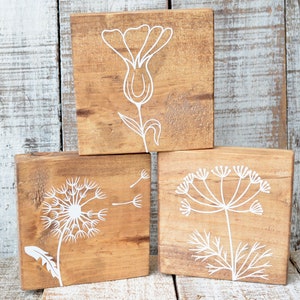 Wildflower Wood Block Sign: Cottage Tiered Tray Decor