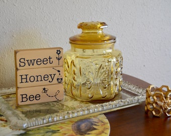 Bee Shelf Sitter Blocks, Bee Honey Sweet Stacking Blocks, Tiered Tray Decor, Mini Yellow Bee Signs, Bee Decor, Winnie the Pooh Decor