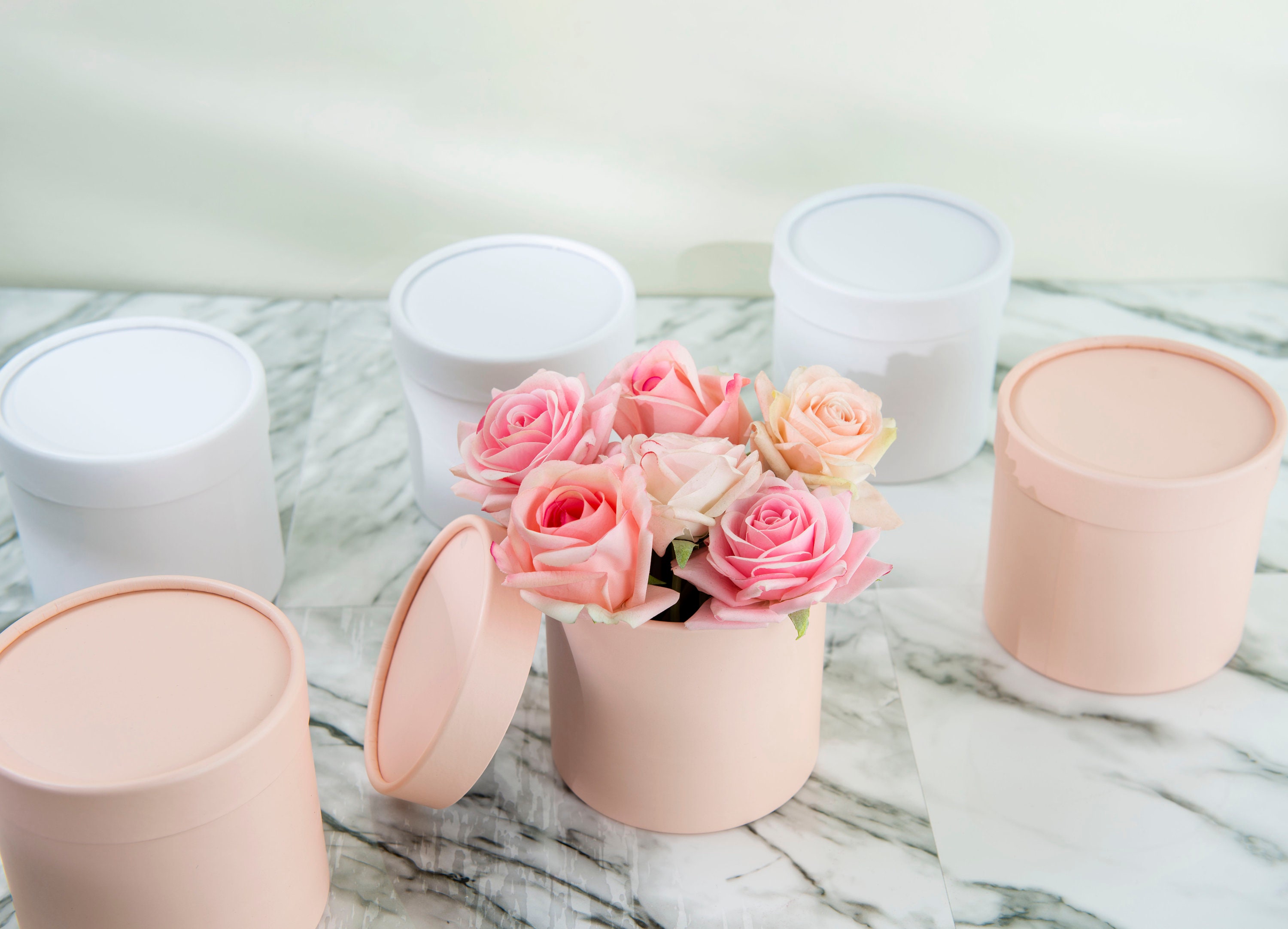 Kleine runde Blumenbox mit Deckel, Zylinderbox, runde Geschenkboxen ...