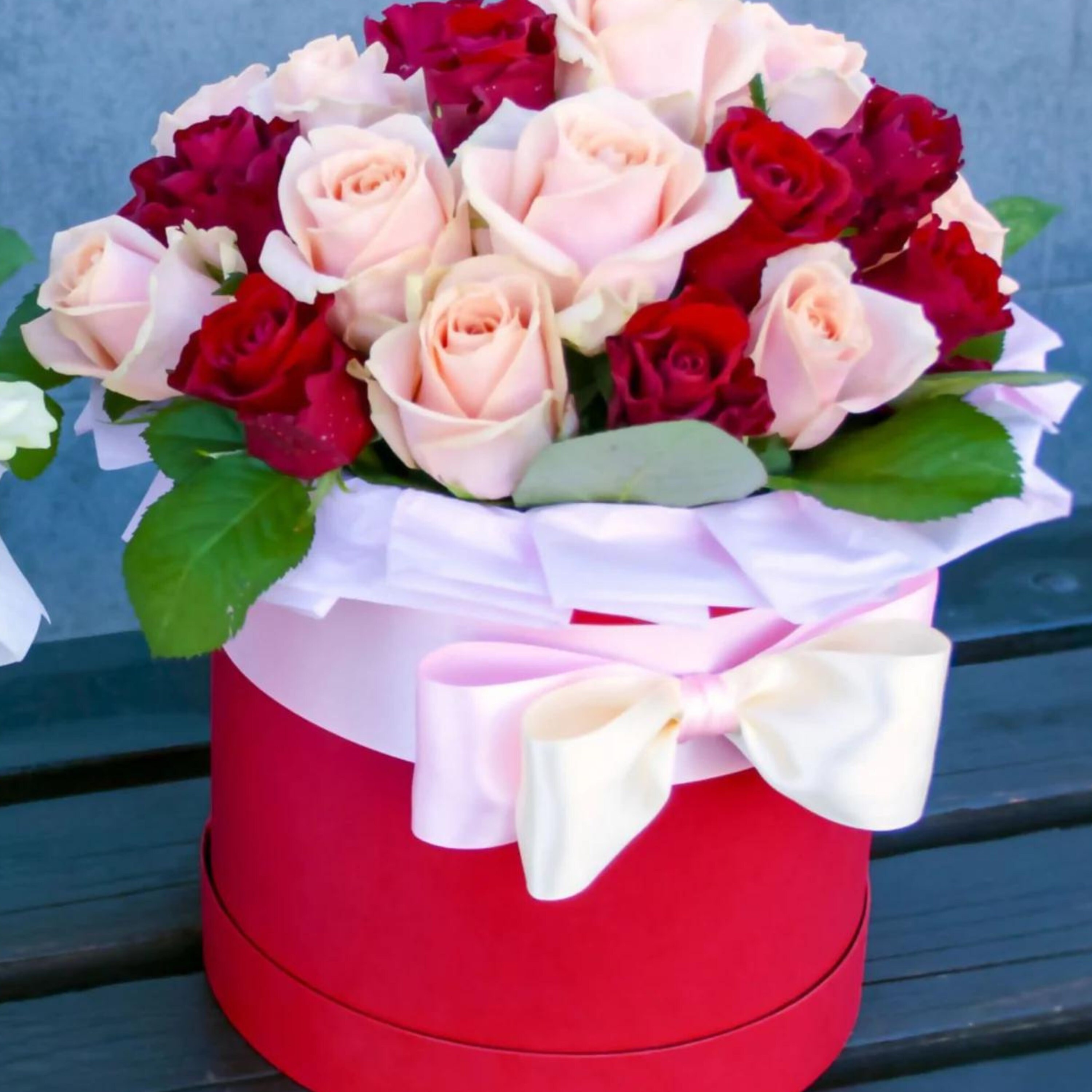 3 Sizes Round Flower Box With Tassel and Lid Flower Etsy