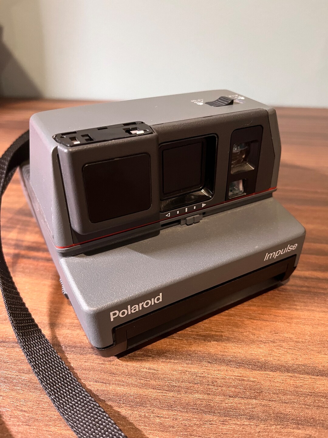 Polaroid Impulse 600 Plus Instant Film Camera Vintage Untested, Vintage